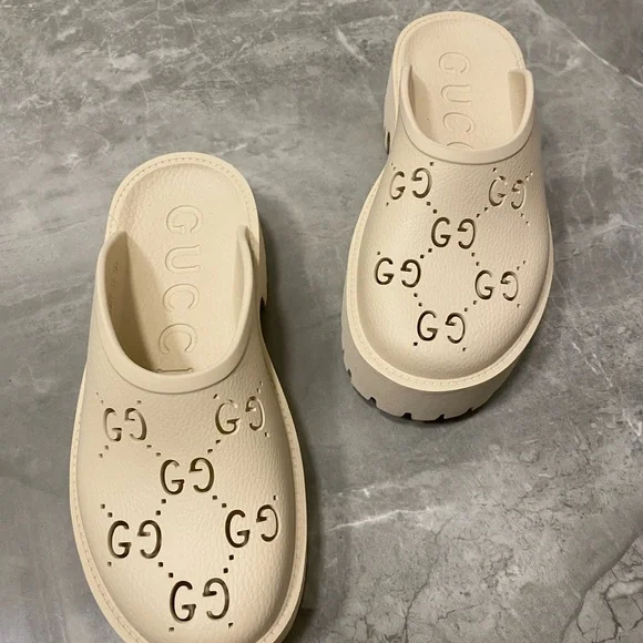 Gucci Beige Women's Mules with Logo Cutouts - Picture 1 of 5